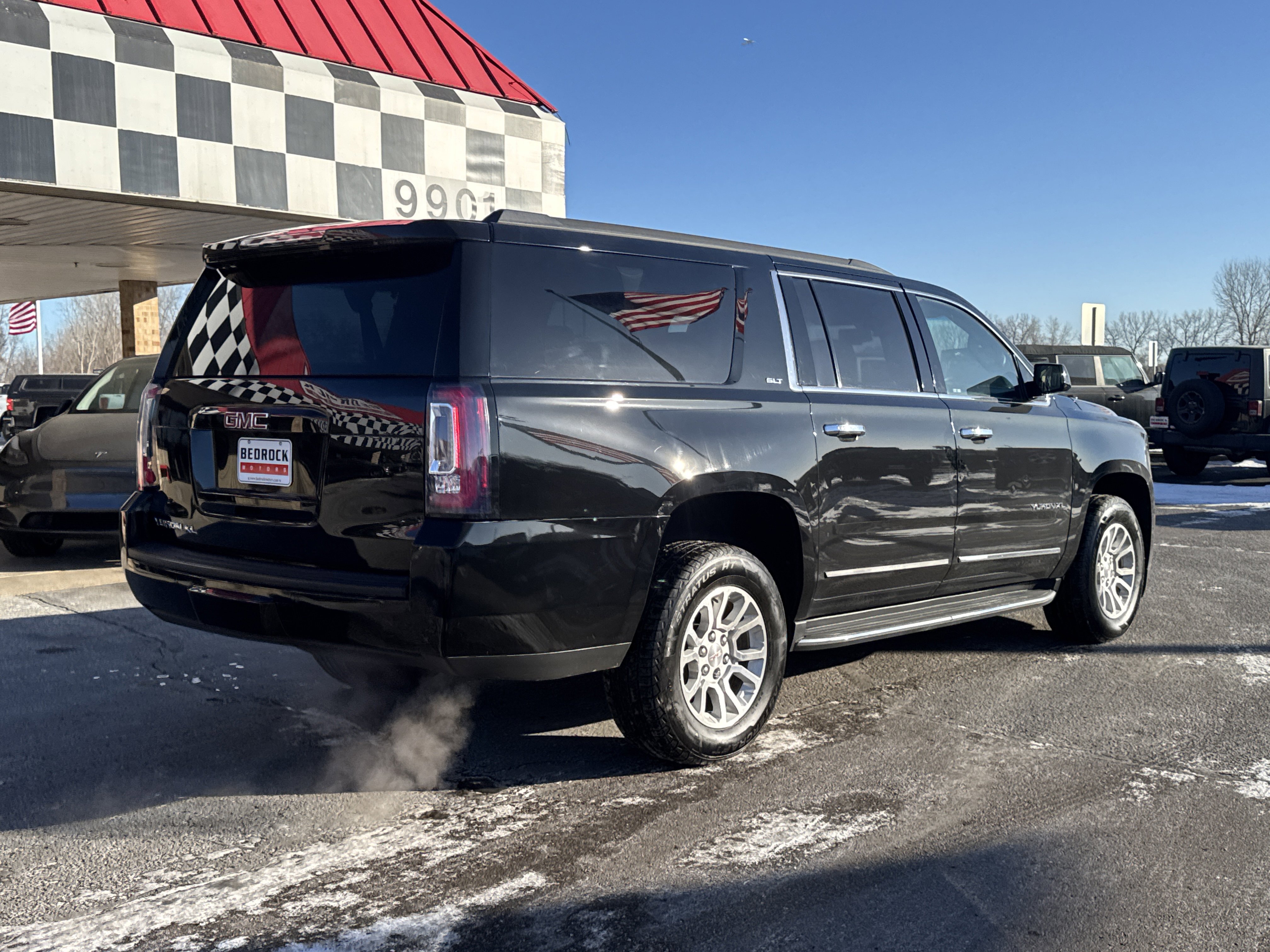 Used 2019 GMC Yukon XL SLT w/ Open Road Package image 7