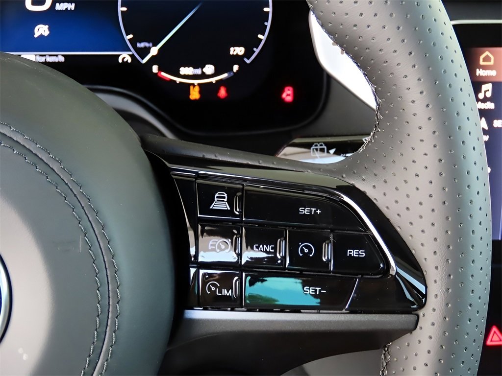 New 2024 Maserati Grecale GT image 43