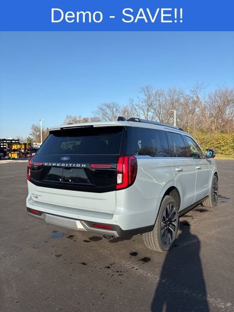 New 2025 Ford Expedition Platinum w/ Platinum Ultimate Package AWD/4WD image 6