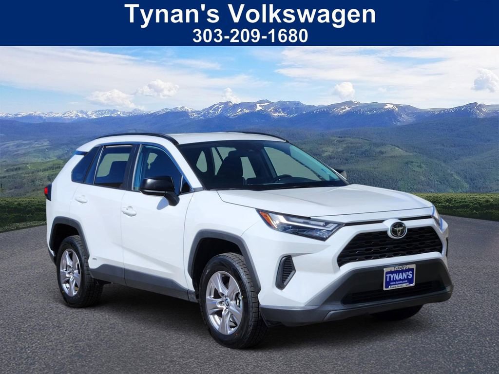 Used 2025 Toyota RAV4 LE image 1