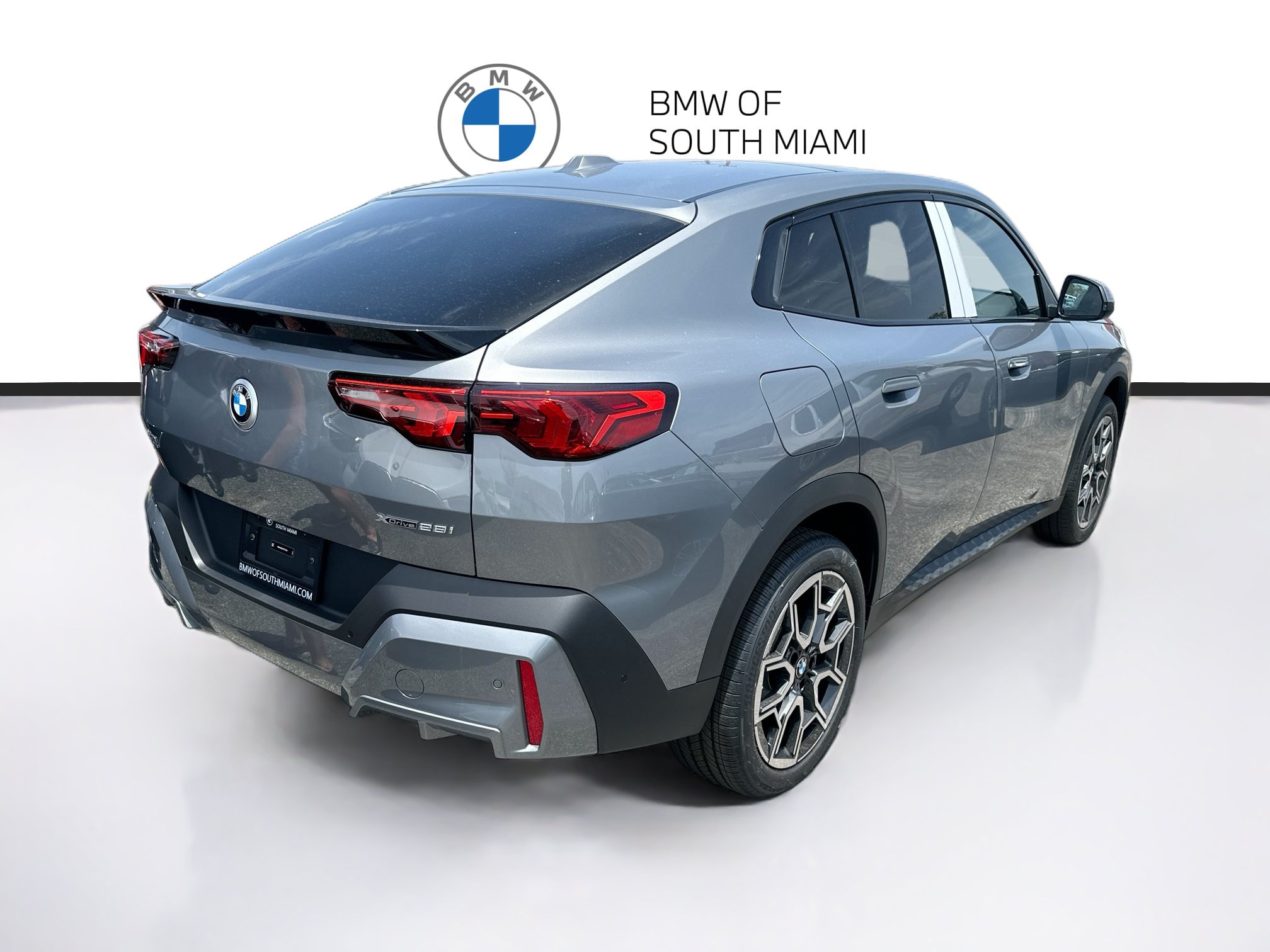 New 2026 BMW X2 xDrive28i w/ Convenience Package AWD/4WD image 4