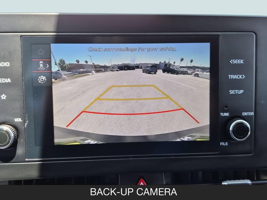 Used 2025 Kia Sportage LX FWD image 21