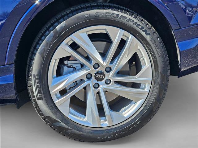 Used 2024 Audi Q7 3.0T Prestige w/ Prestige Package image 21