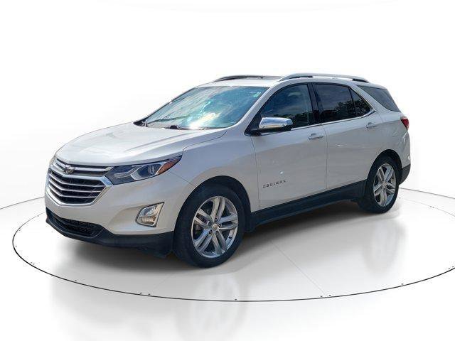 Used 2018 Chevrolet Equinox Premier FWD image 2