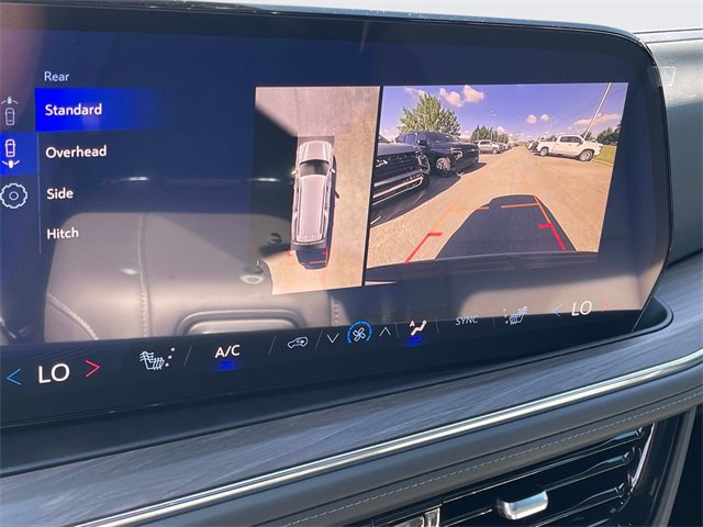 New 2026 Chevrolet Suburban Z71 w/ Z71 Off-Road Package image 30