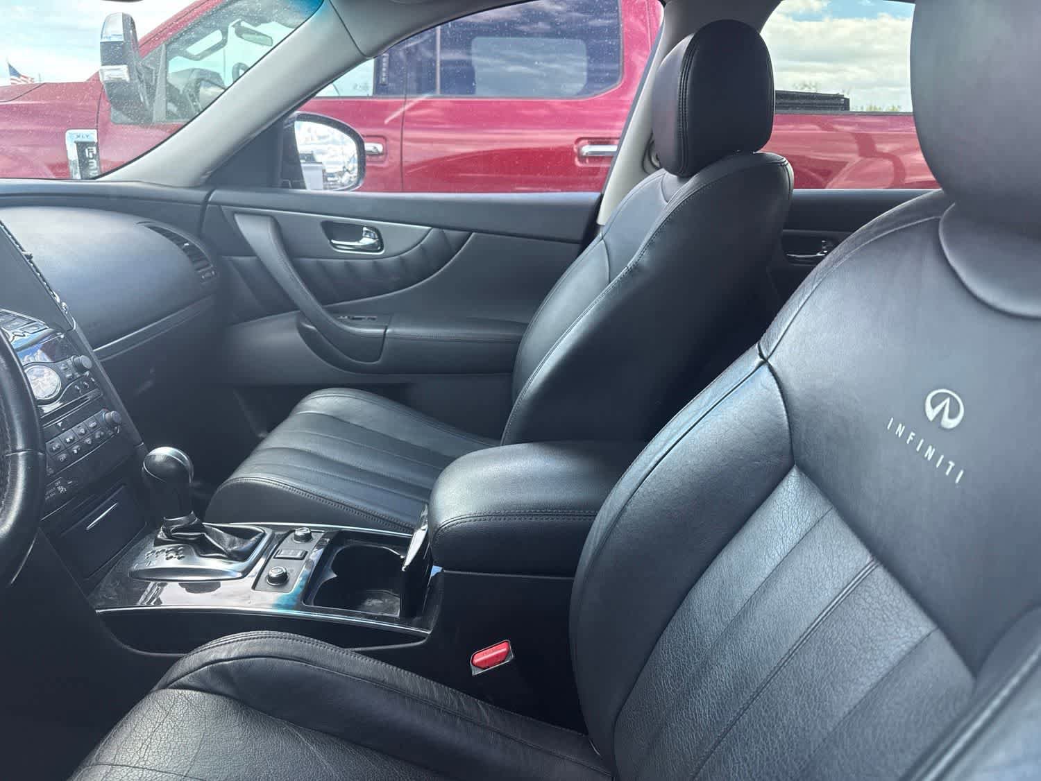 Used 2013 INFINITI FX37 AWD w/ Premium Pkg image 29