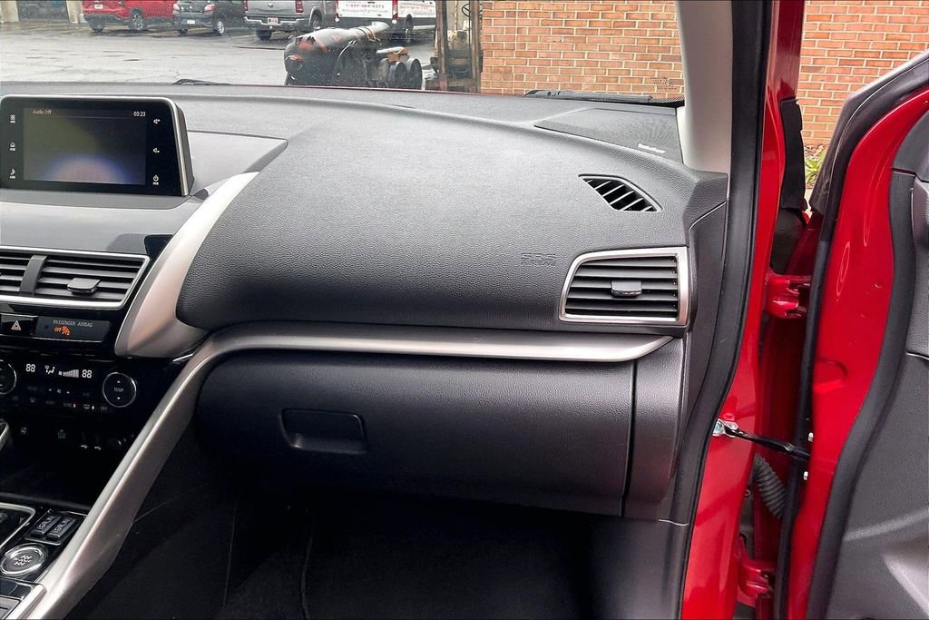 Used 2019 Mitsubishi Eclipse Cross SEL AWD/4WD image 15