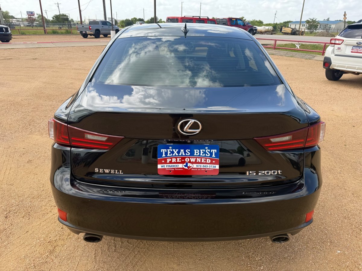 Used 2016 Lexus IS 200t RWD image 7