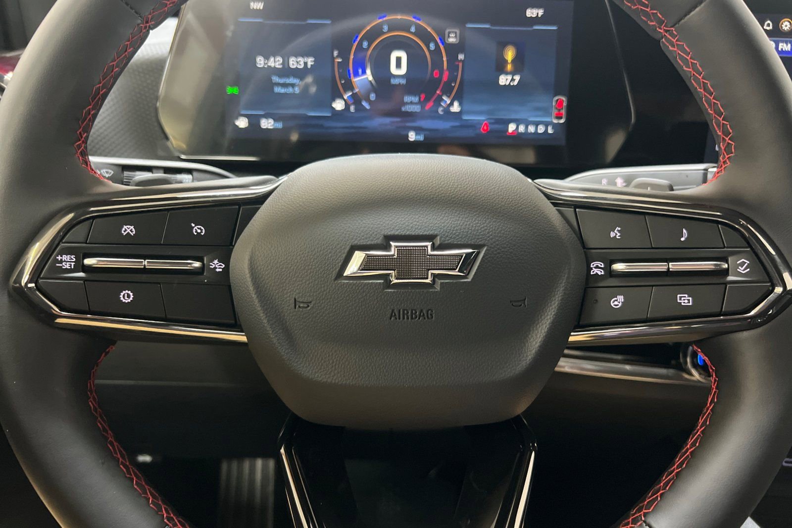 New 2026 Chevrolet Equinox RS w/ Safety and Technology Package FWD image 23
