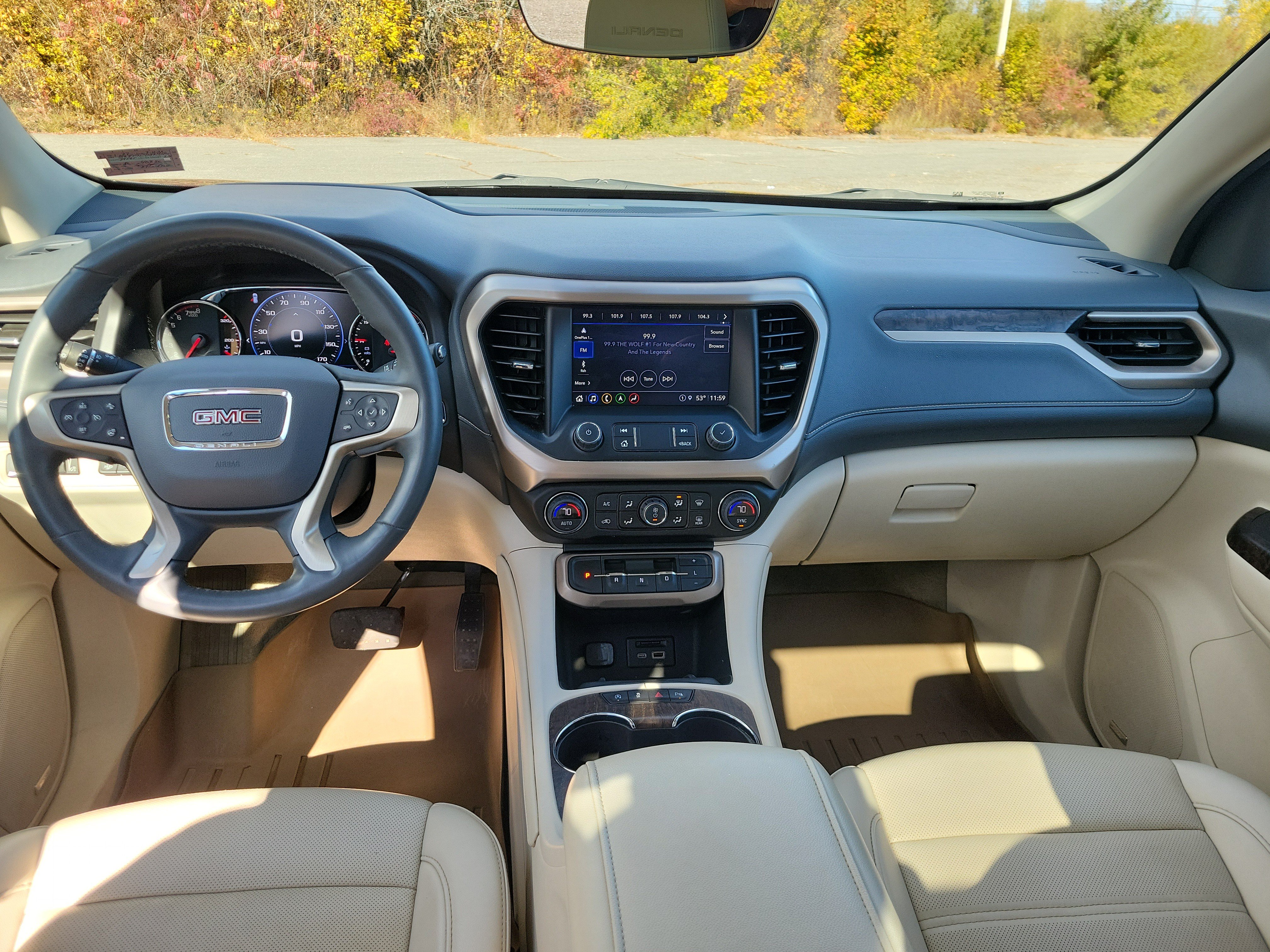 Used 2023 GMC Acadia Denali w/ Denali Technology Package AWD/4WD image 19