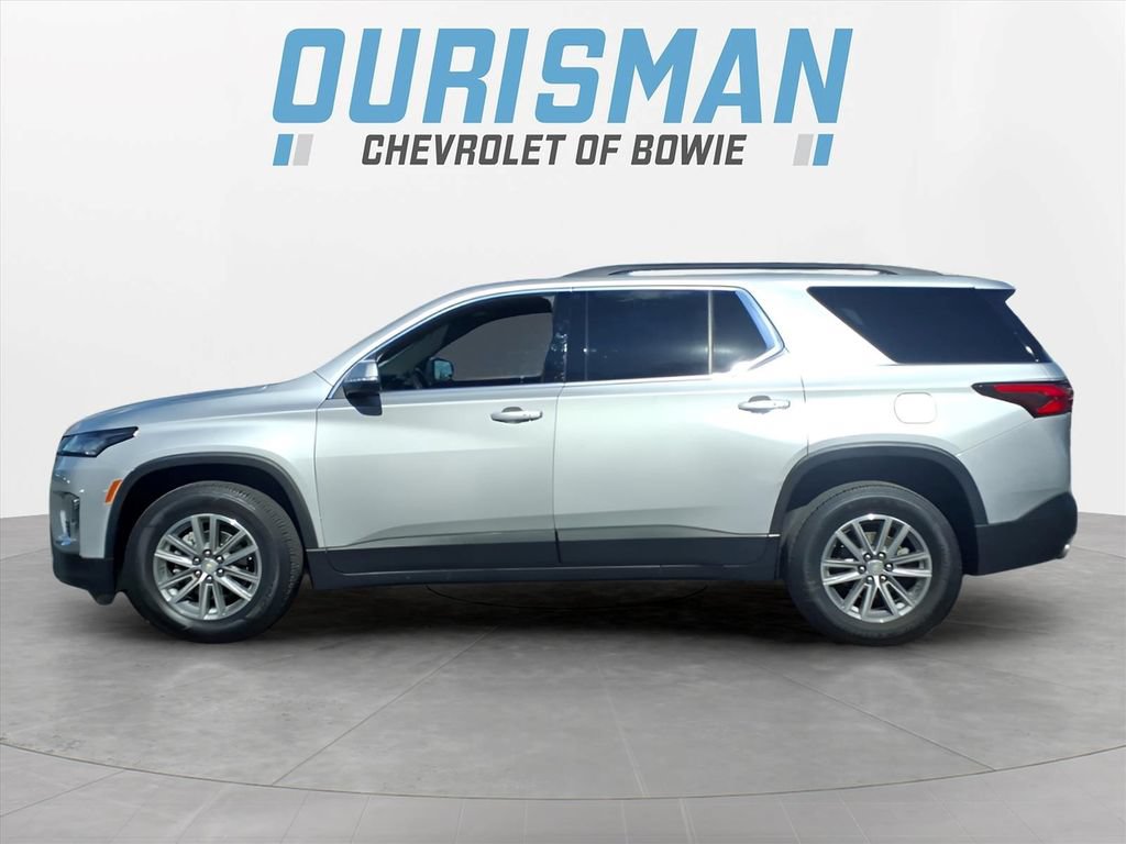 Certified 2022 Chevrolet Traverse LT FWD image 2