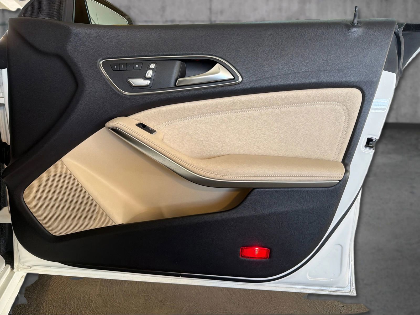 Used 2019 Mercedes-Benz CLA 250 image 21