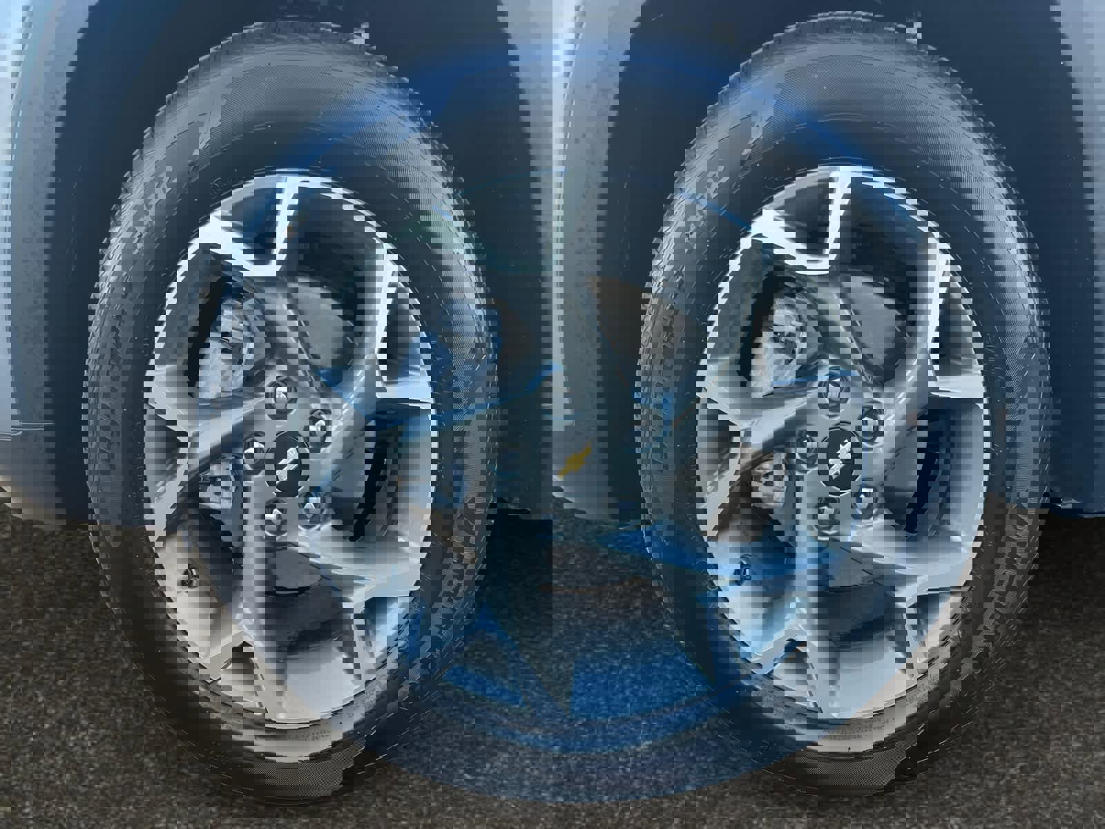 Used 2025 Chevrolet Trax LT w/ LT Convenience Package image 12