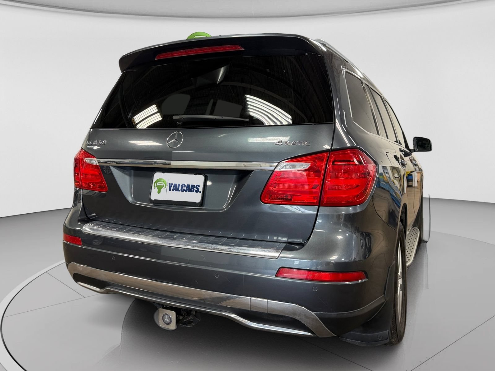 Used 2015 Mercedes-Benz GL 450 4MATIC w/ Parking Assist Package image 10
