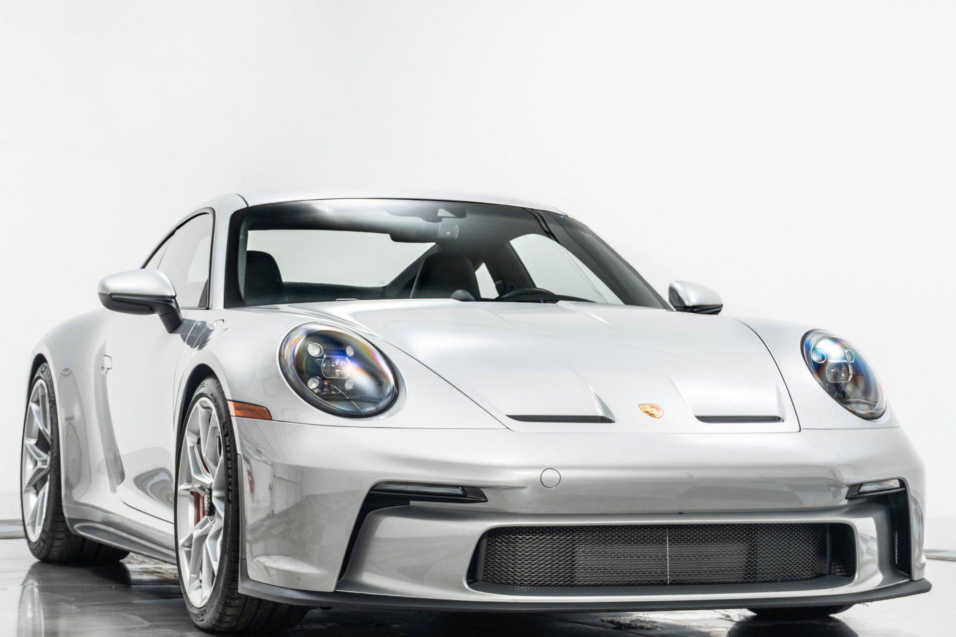 Used 2022 Porsche 911 GT3 RWD image 3