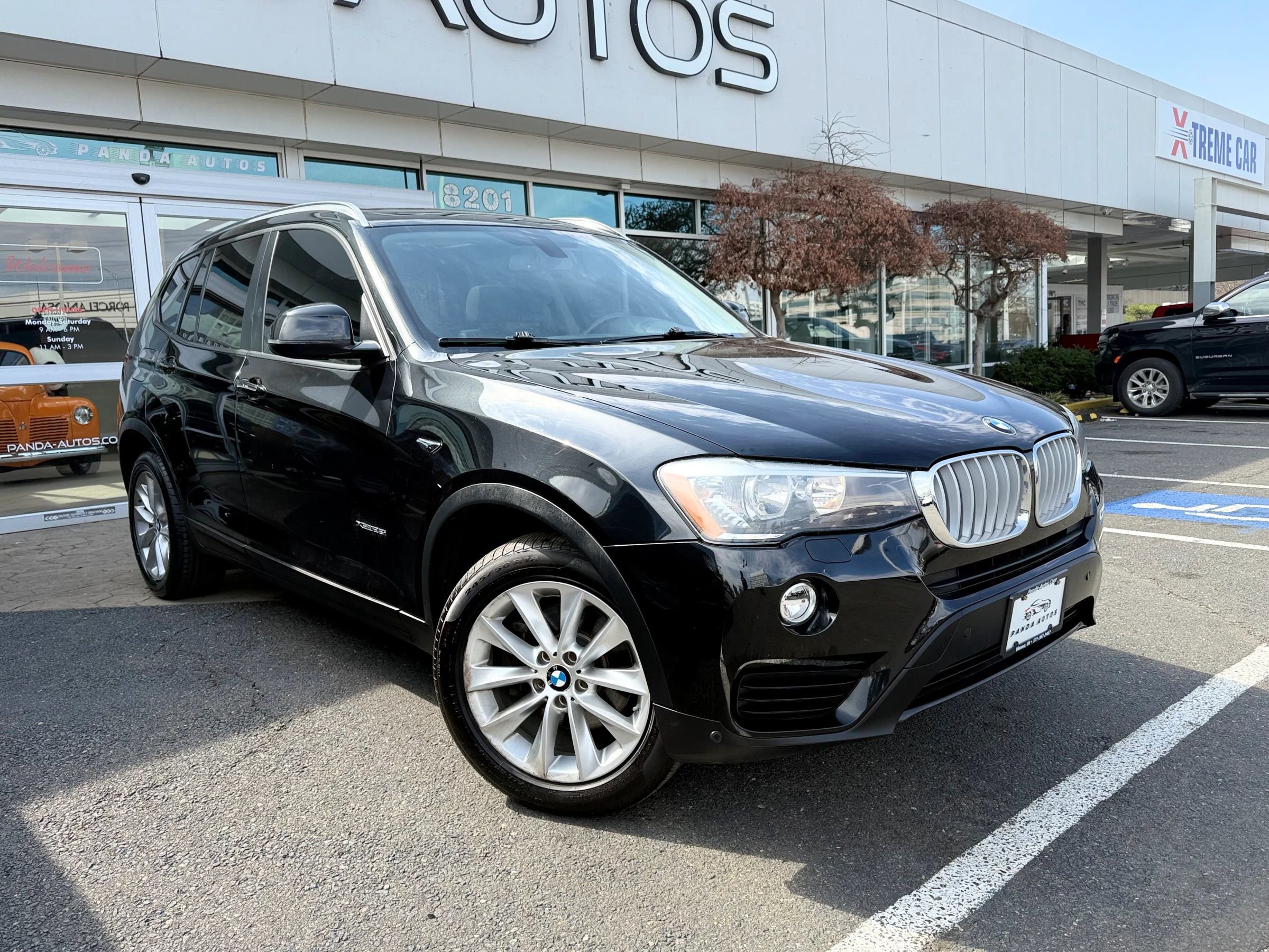 Used 2015 BMW X3 xDrive28i w/ Driver Assistance Package AWD/4WD image 1