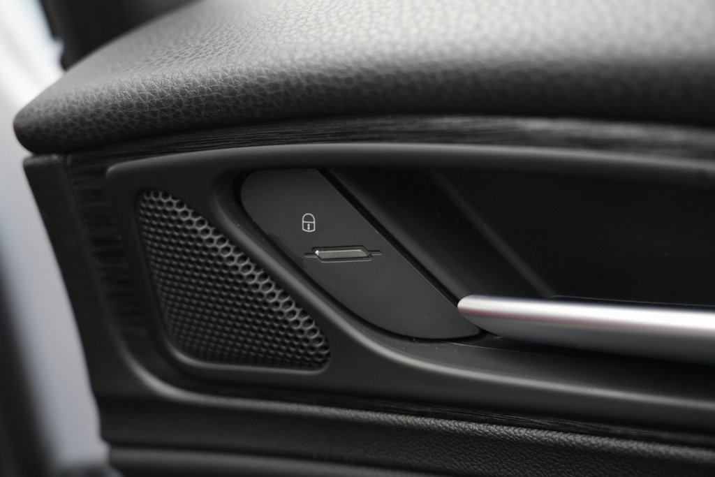 Used 2022 Alfa Romeo Stelvio Sprint image 40