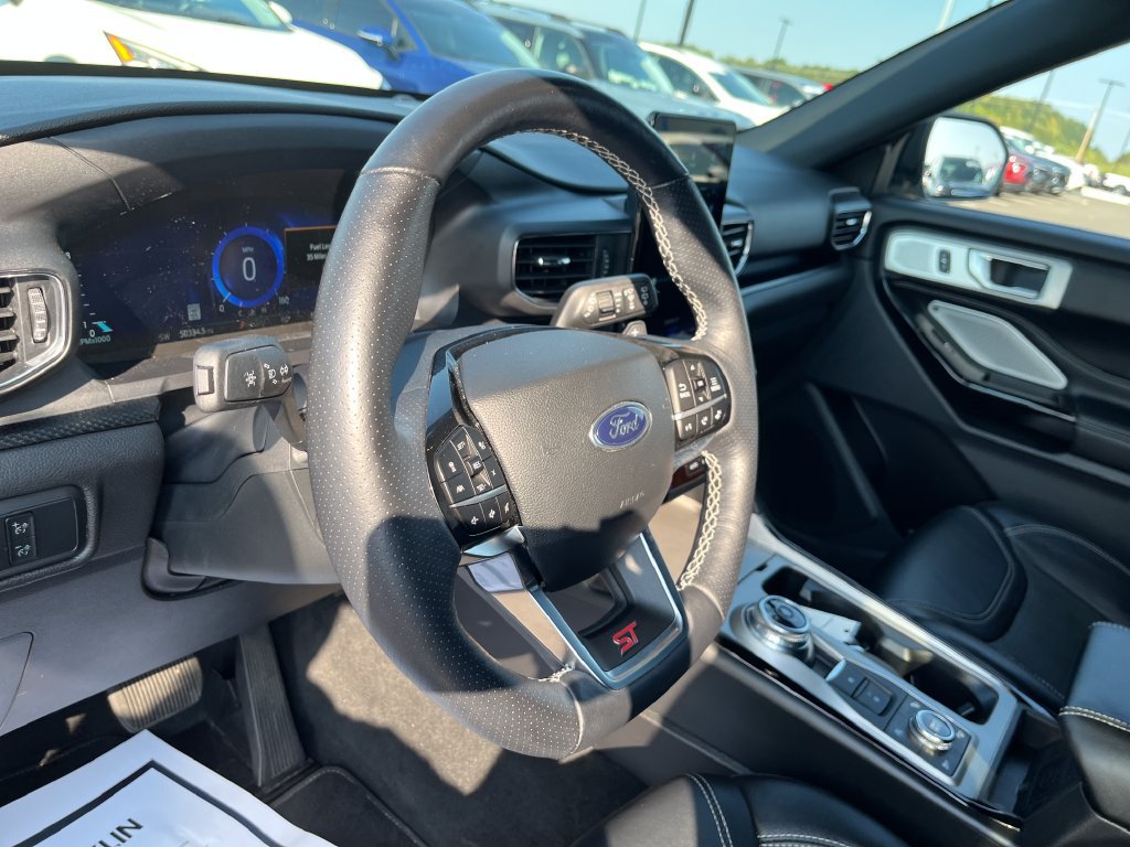 Used 2022 Ford Explorer ST w/ Equipment Group 401A AWD/4WD image 14