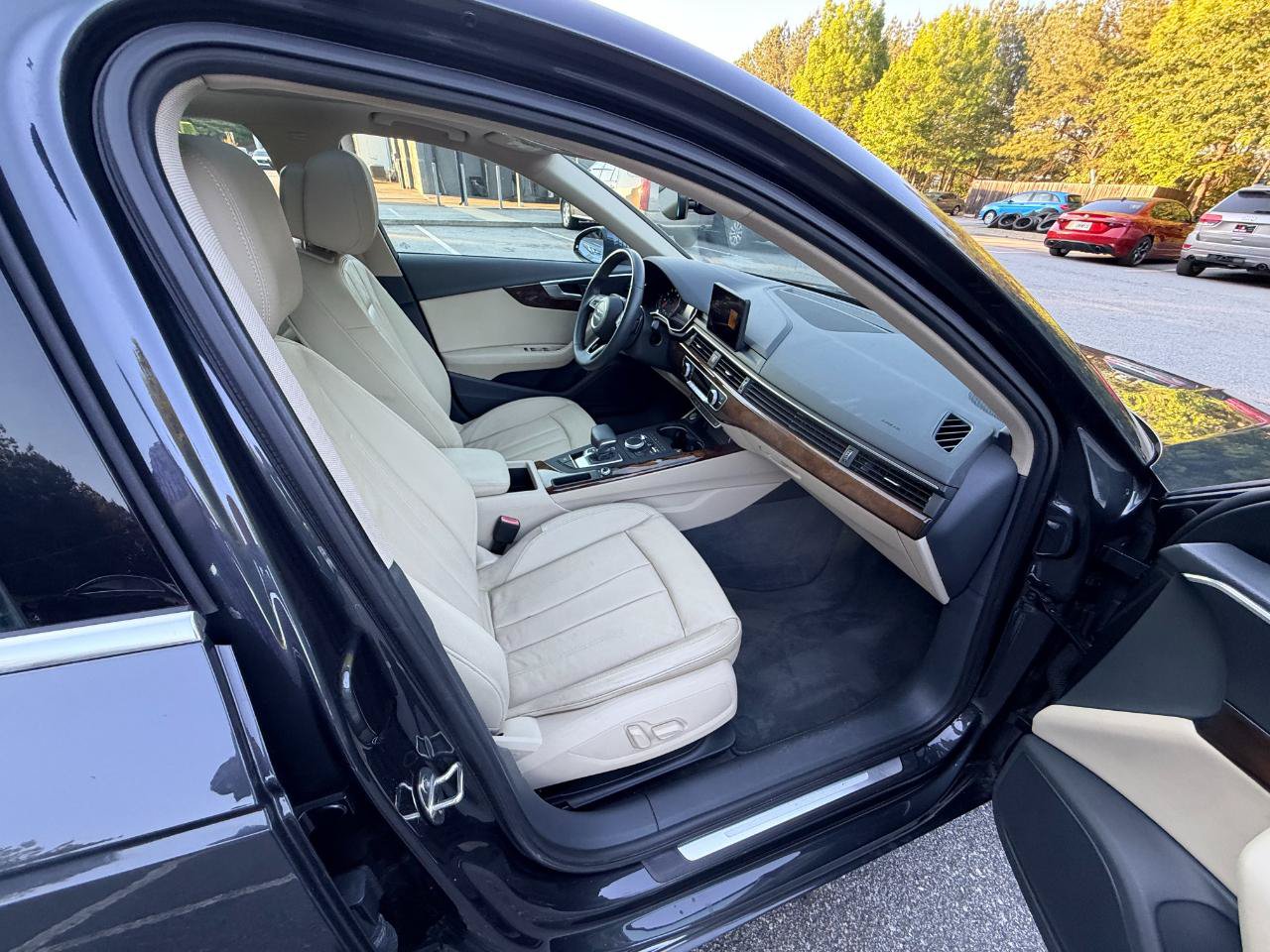 Used 2019 Audi A4 2.0T Premium FWD image 14