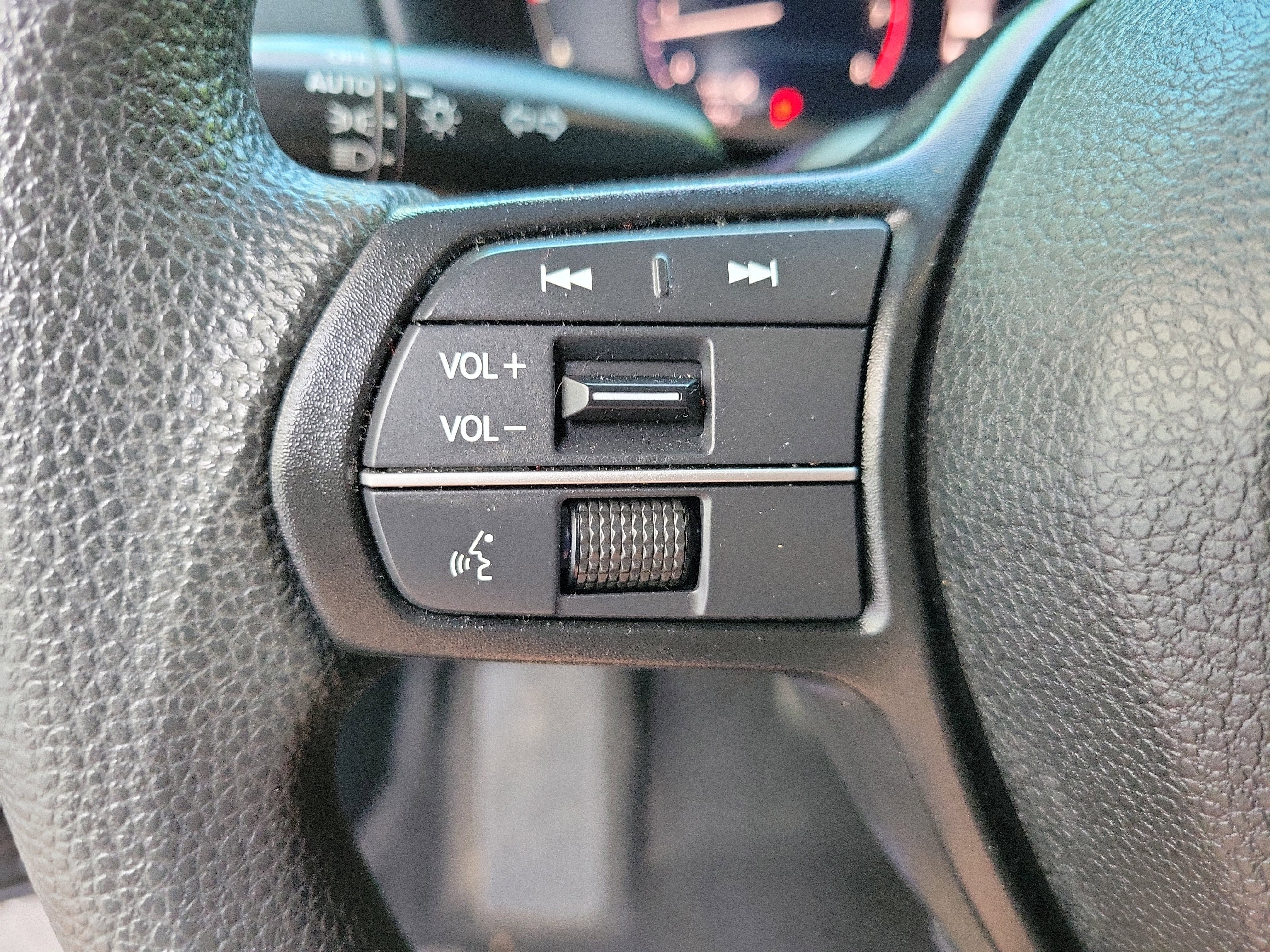 Used 2023 Honda Accord LX image 21