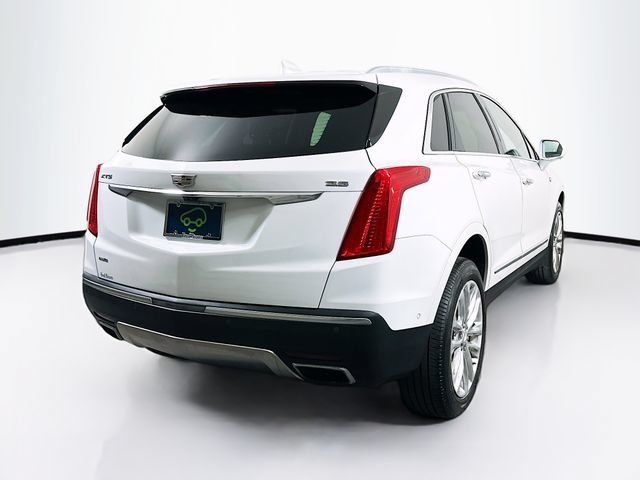 Used 2018 Cadillac XT5 Platinum w/ Driver Assist Package AWD/4WD image 7