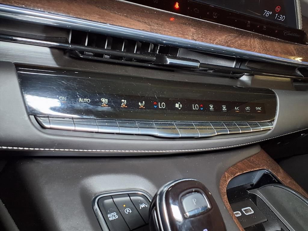 Certified 2023 Cadillac Escalade Premium Luxury Platinum image 5