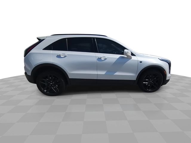 Used 2023 Cadillac XT4 Sport w/ Cold Weather Package image 9