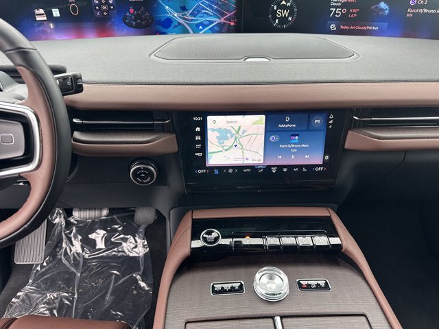 New 2027 Lincoln Navigator Reserve AWD/4WD image 18