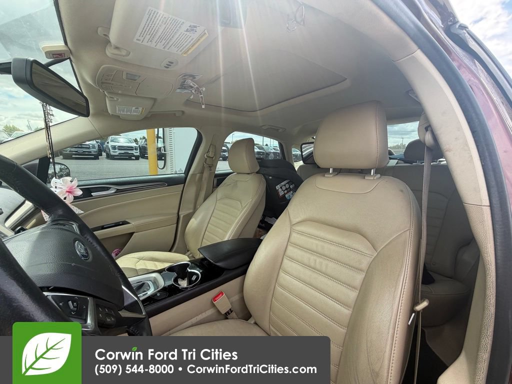 Used 2015 Ford Fusion SE w/ Equipment Group 202A FWD image 5