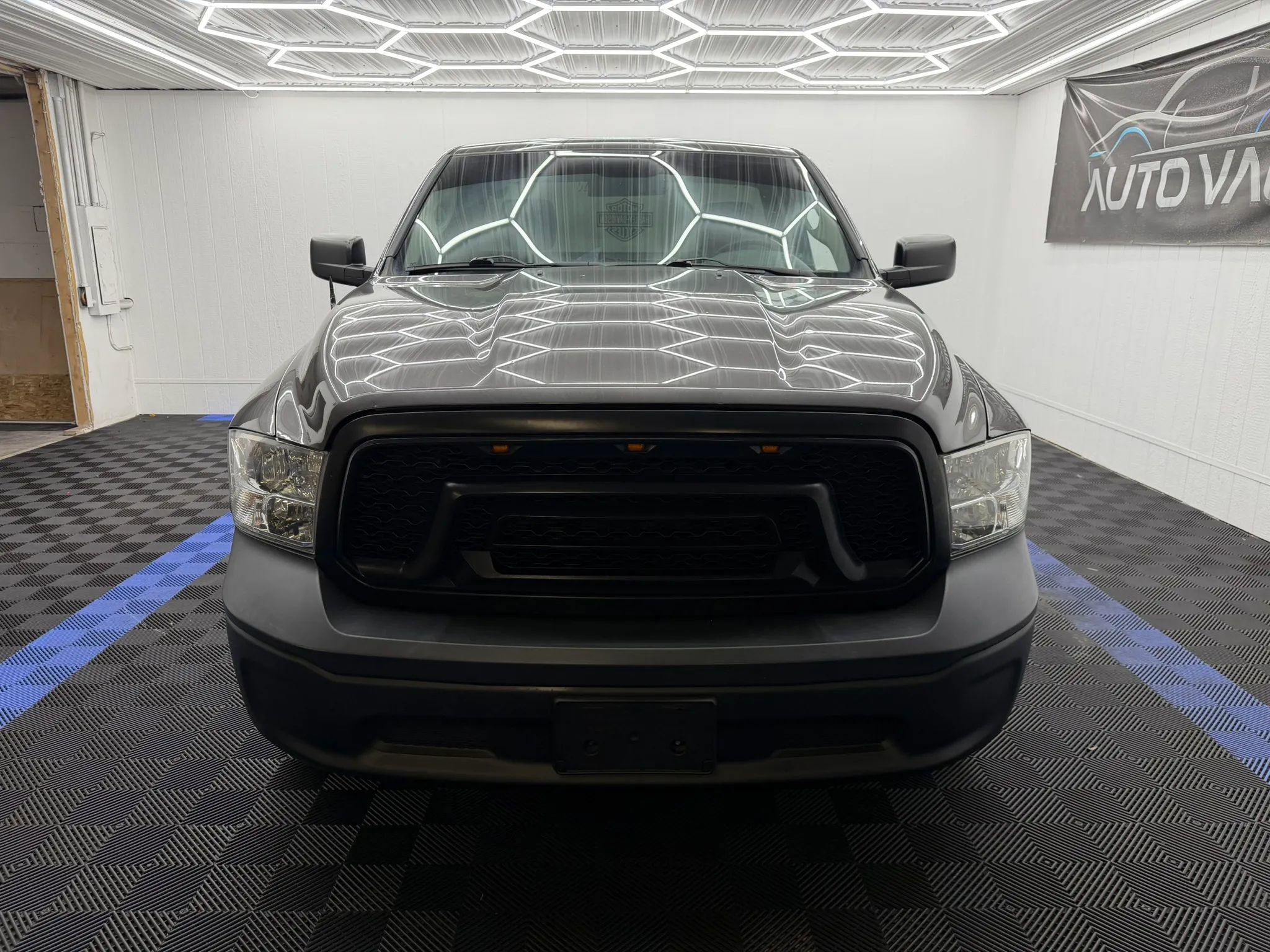 Used 2014 RAM 1500 HFE RWD image 4