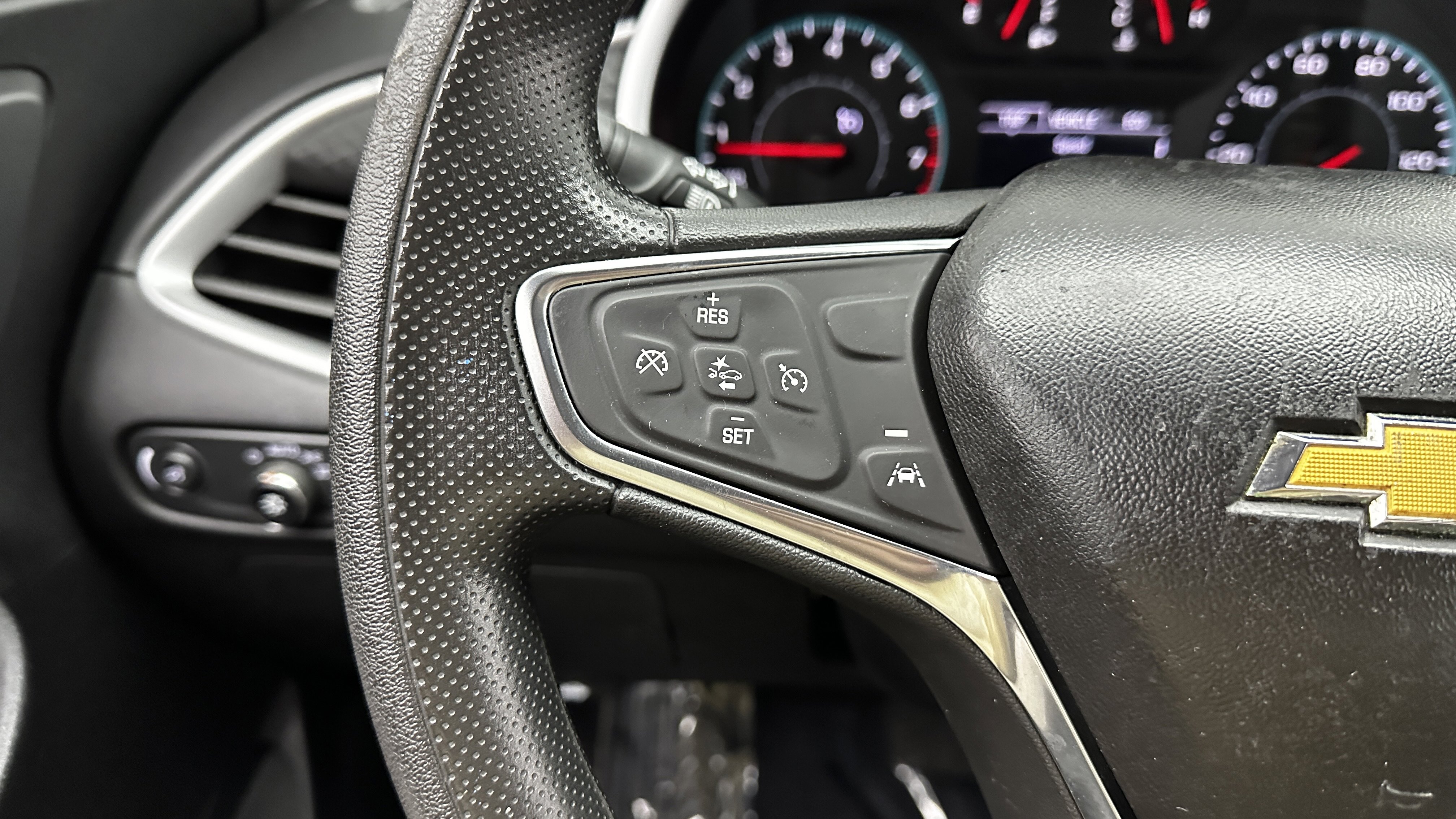 Used 2024 Chevrolet Malibu LT FWD image 19