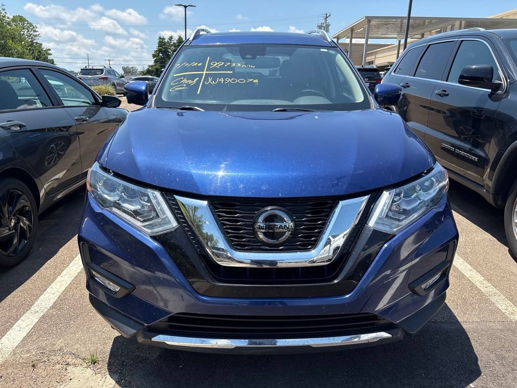 Used 2018 Nissan Rogue SL w/ Premium Package FWD image 2