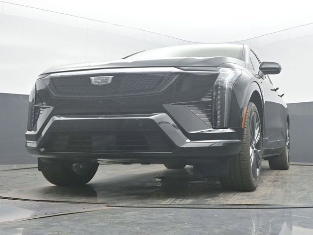 New 2026 Cadillac Optiq Sport 2 w/ LPO, Floor Liner Package image 46