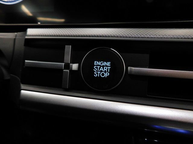 Used 2025 Hyundai Santa Fe SEL image 29