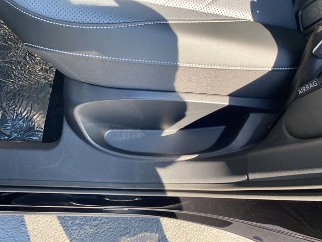 New 2025 Volkswagen Tiguan SE image 61