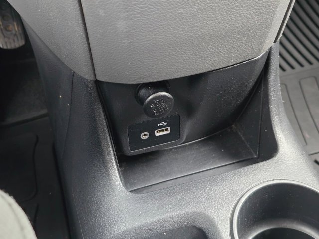 Used 2021 Nissan NV200 S FWD image 30
