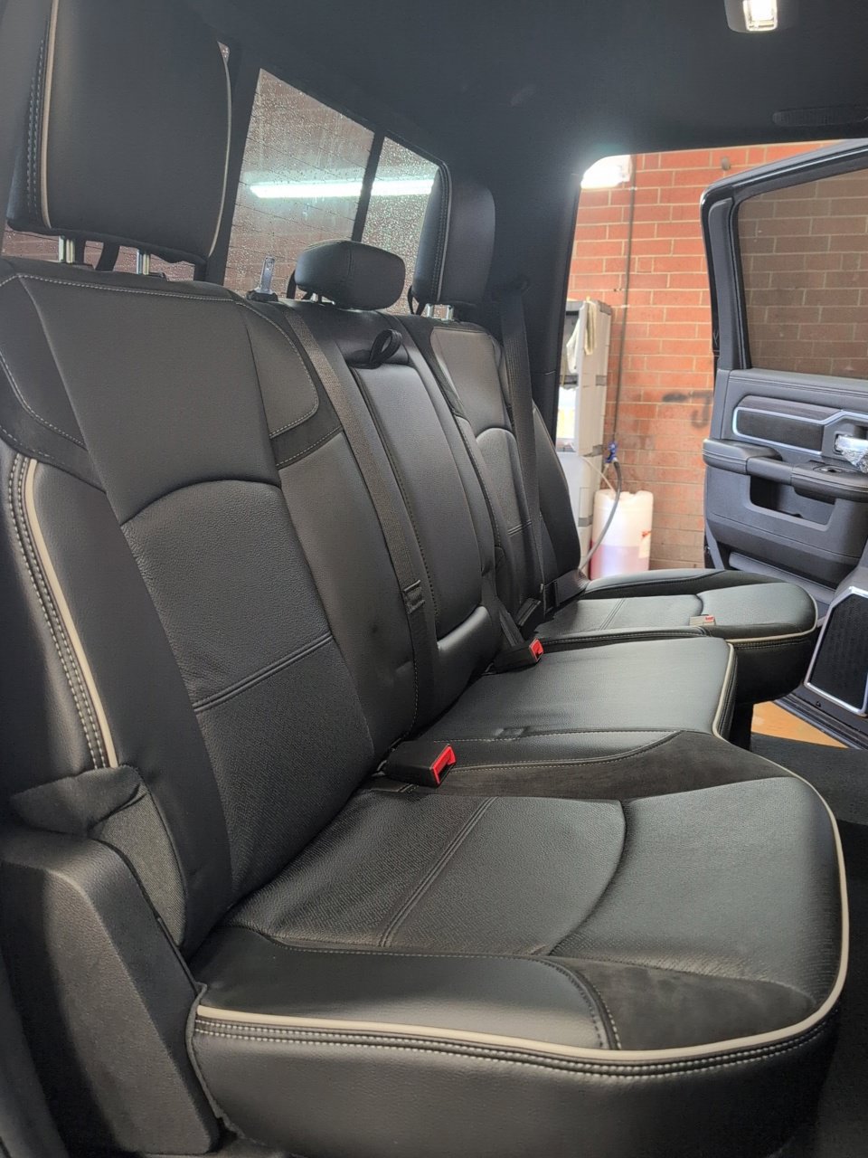New 2026 RAM 3500 Laramie w/ Sport Appearance Package AWD/4WD image 20
