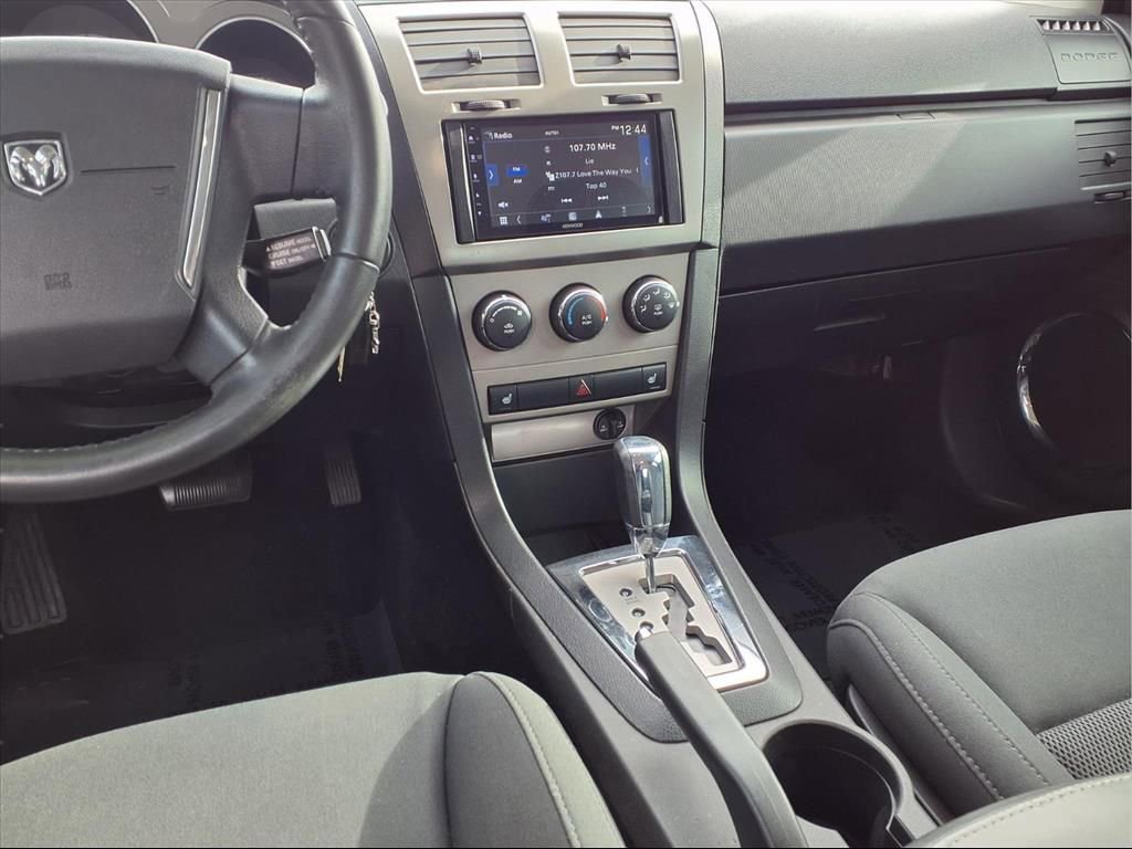 Used 2010 Dodge Avenger Express image 6