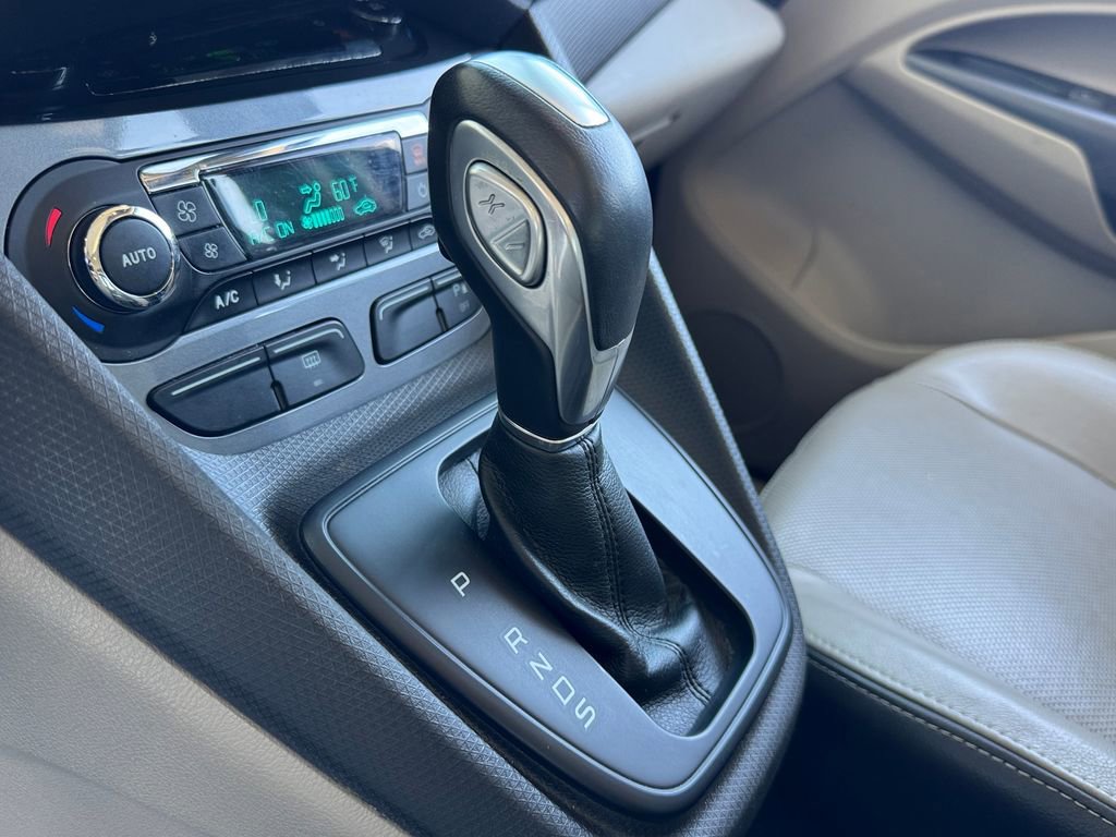 Used 2016 Ford Transit Connect Titanium FWD image 21
