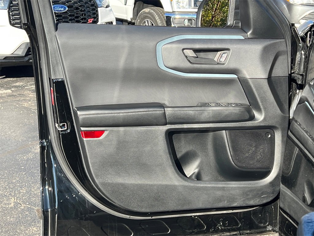 Used 2021 Ford Bronco Sport Badlands image 11