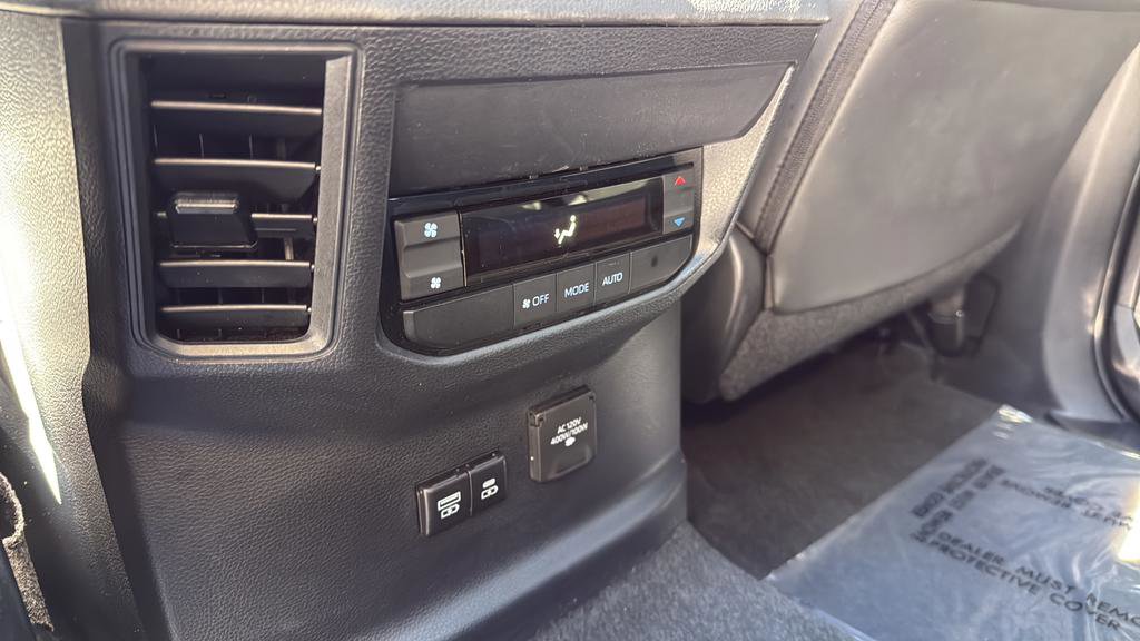 Used 2023 Toyota Sequoia Limited image 15