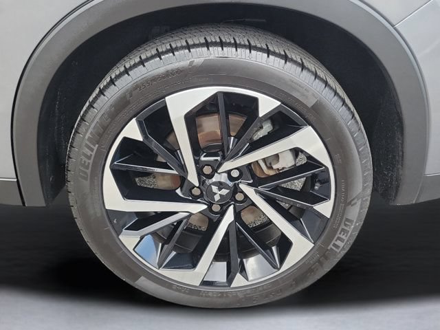 Used 2022 Mitsubishi Outlander SE FWD image 9