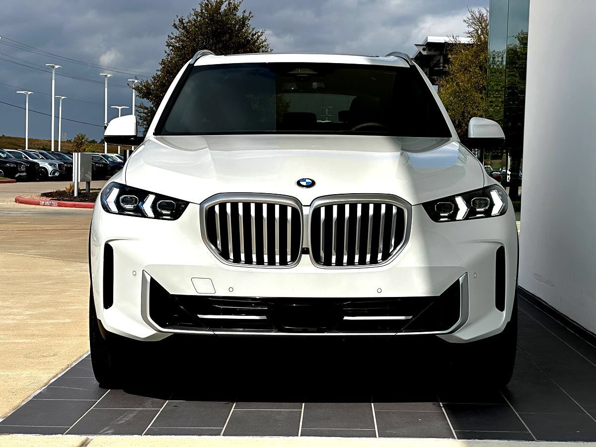 New 2026 BMW X5 xDrive40i AWD/4WD image 5