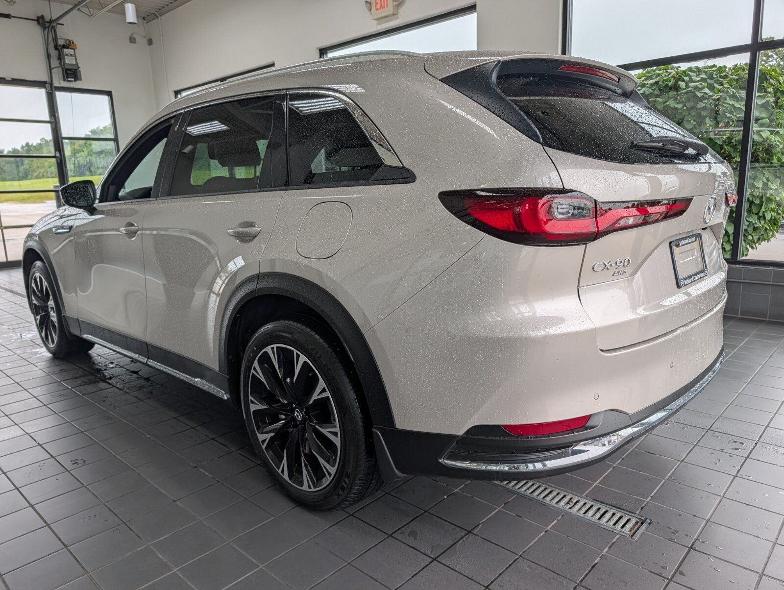 Certified 2025 MAZDA CX-90 Plug-In Hybrid w/ Premium Plus AWD/4WD image 6