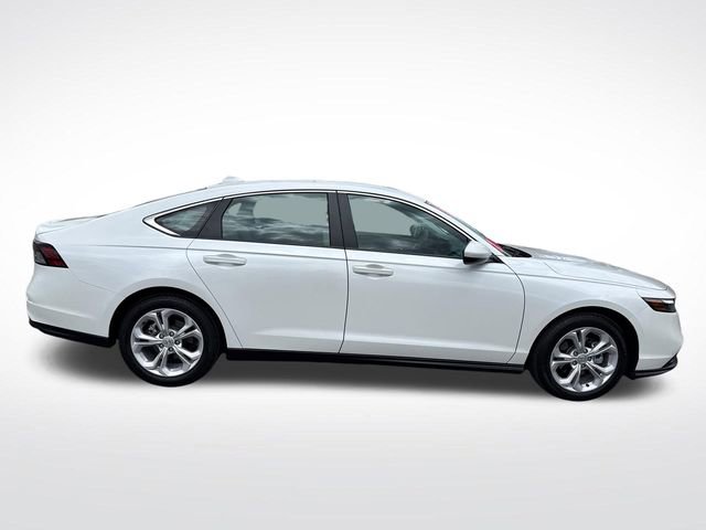 Certified 2025 Honda Accord LX image 6