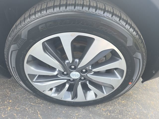Used 2022 Buick Encore Preferred w/ Safety Package image 13