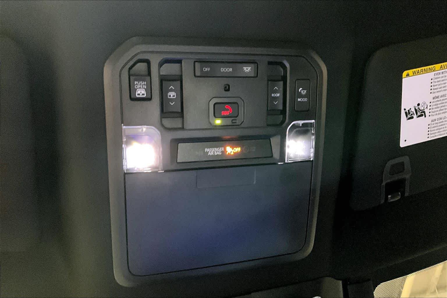 Used 2023 Toyota Tundra Platinum AWD/4WD image 34