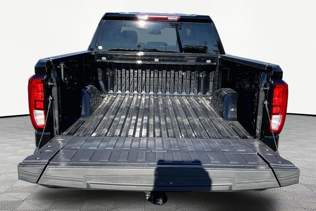Used 2023 GMC Sierra 1500 Elevation AWD/4WD image 7