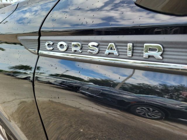 Used 2021 Lincoln Corsair Reserve image 11