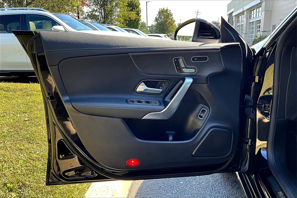 Certified 2023 Mercedes-Benz CLA 250 4MATIC image 18